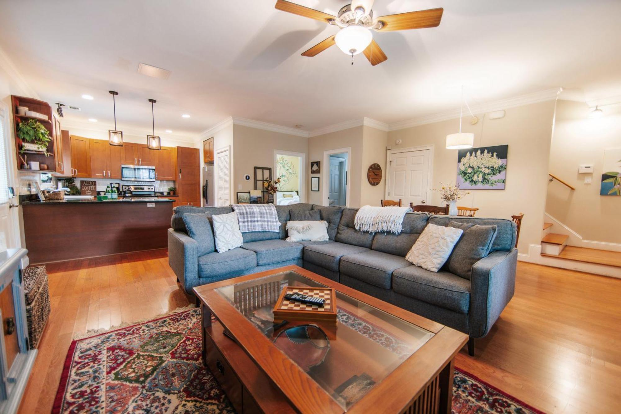 Cozy Cottage - Walk To Campus, Stadium, Downtown أثينز، أوهايو المظهر الخارجي الصورة